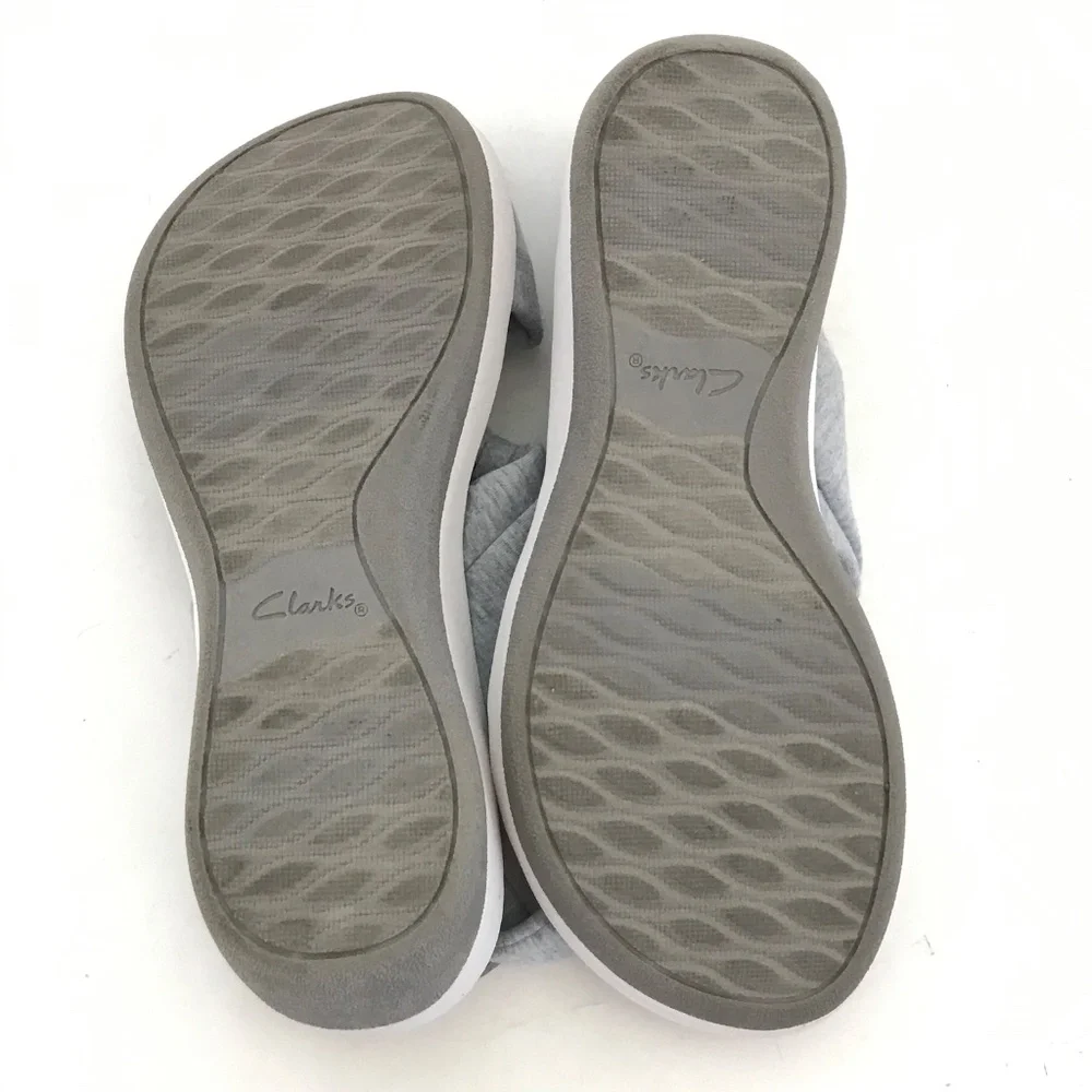 CLOUDSTEPPERS By CLARKS Cushion Soft Sandals Gray Women’s Size 6